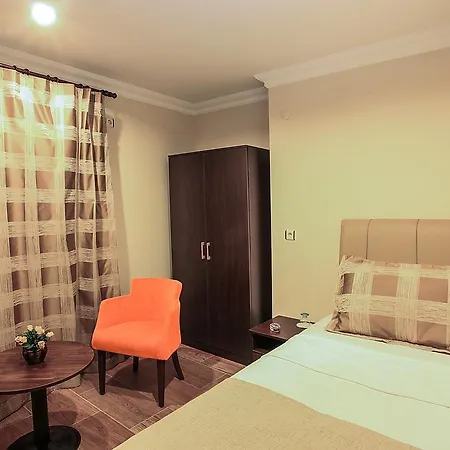 Hotel Koreana 2*